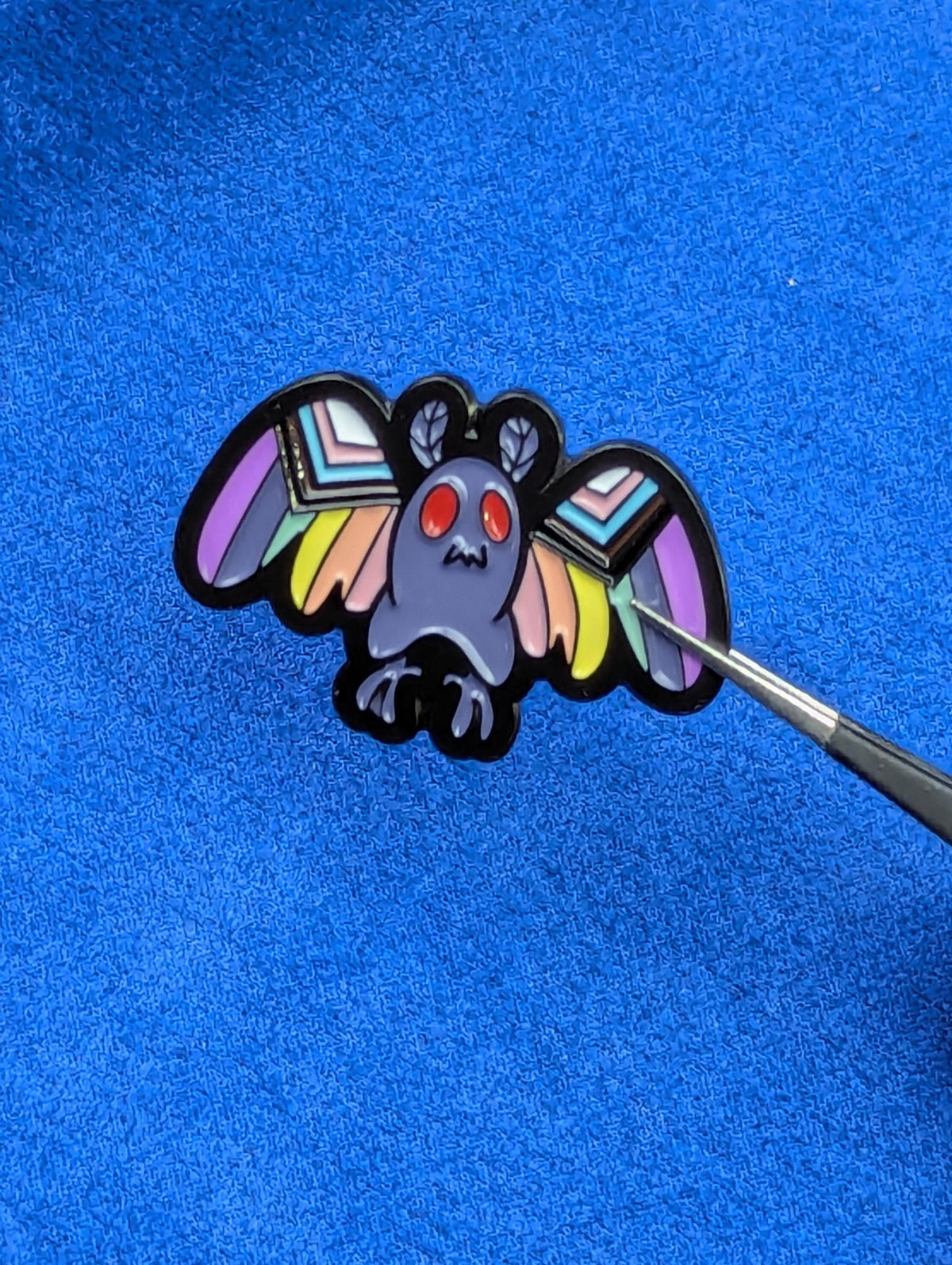 Pins chauve-souris en émail aux couleurs du drapeau progress pride, brochearc-en-ciel LGBT
