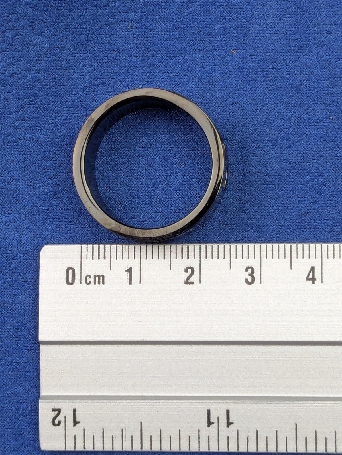 Men’s Minimalist LGBT Pride Ring – Spinner Band with Interior Rainbow Flag