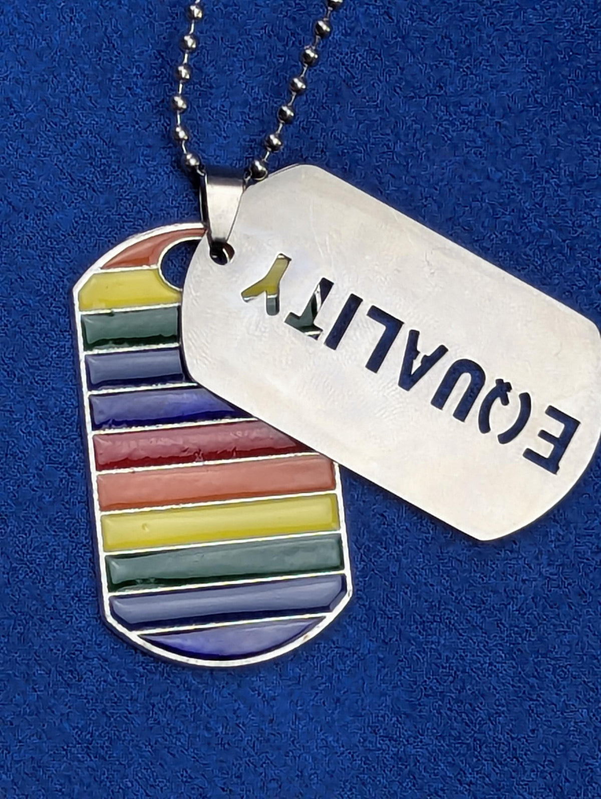 Collier plaque militaire Equality en acier inoxydable, pendentif arc-en-ciel LGBT pour allié engagé