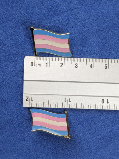 Pins drapeau Transgenre en émail doré, accessoire militant Pride wavy, badge identité de genre
