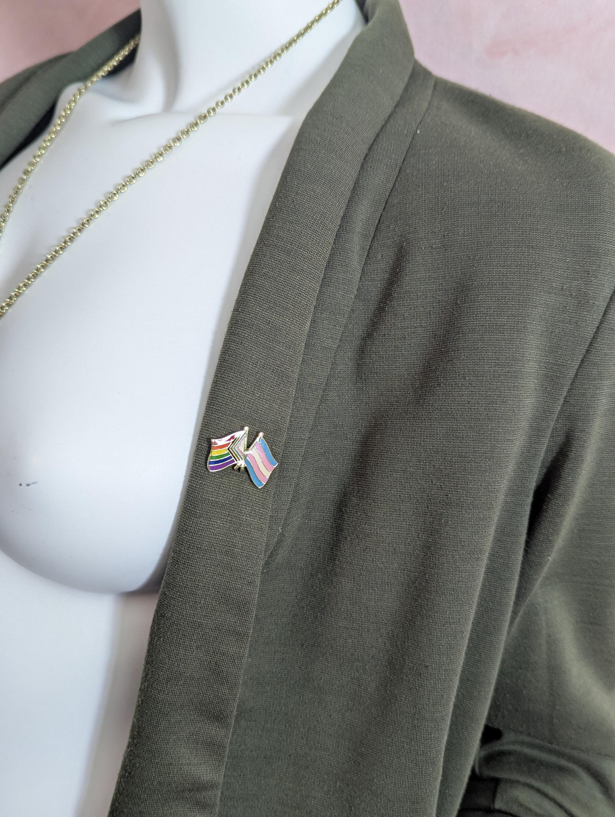 Pins émaillé double drapeau Progress Pride et Transgenre, badge métal allié LGBT