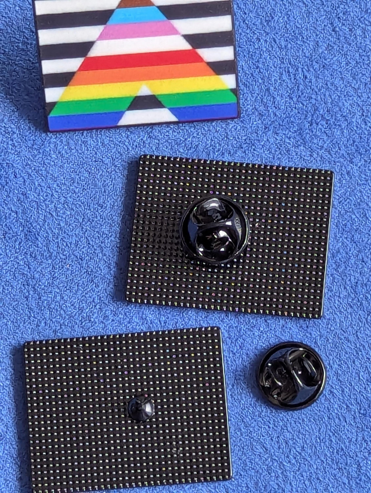 Drapeau Allié LGBTQIA+ Badge en Émail Coloré, pin's rectangle noir