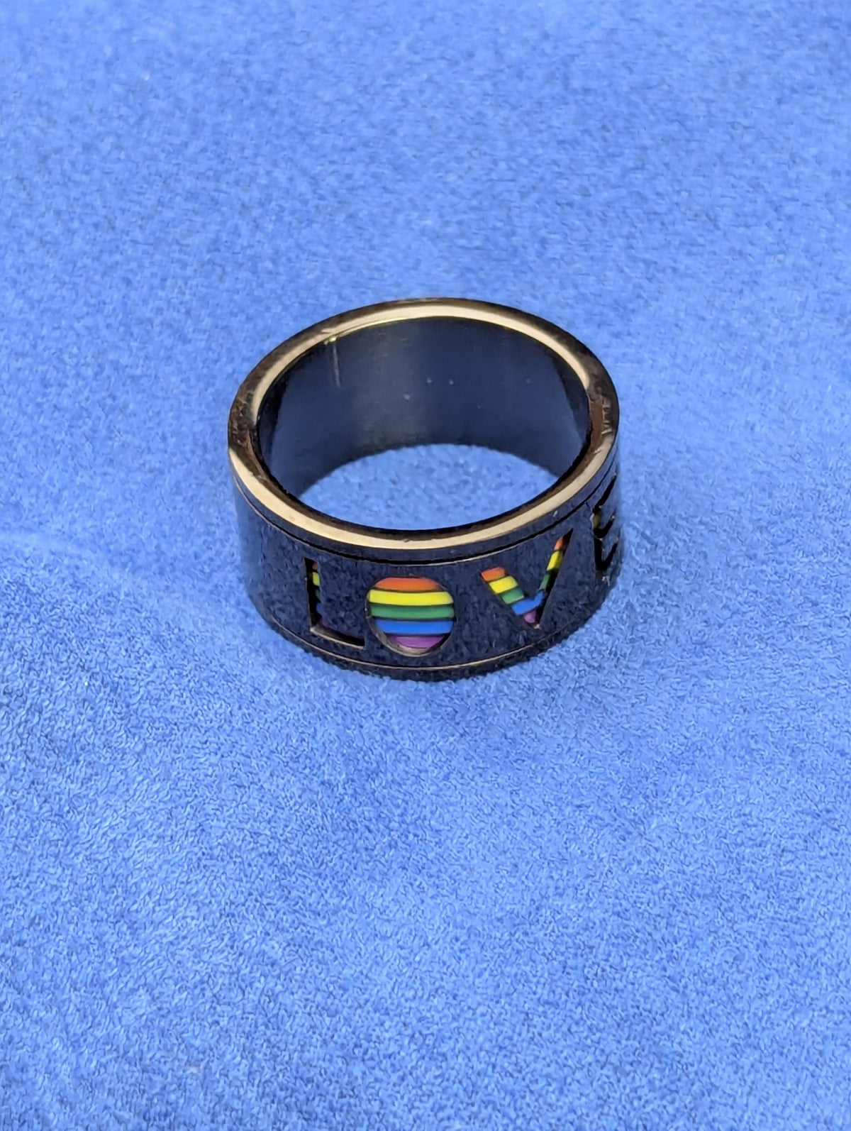 Men’s Minimalist LGBT Pride Ring – Spinner Band with Interior Rainbow Flag