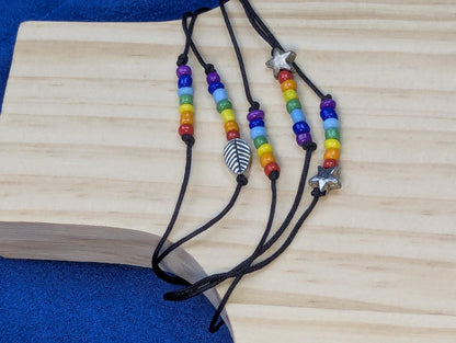 Lot de 20 bracelets minimalistes arc-en-ciel à perles, bijou Allié LGBT discret ajustable